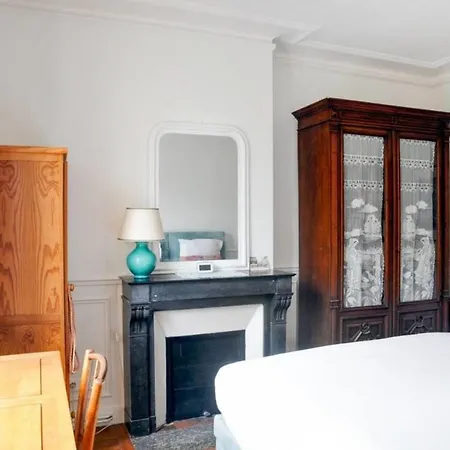 Spacious 2bdr Near Quartier Latin For 6p